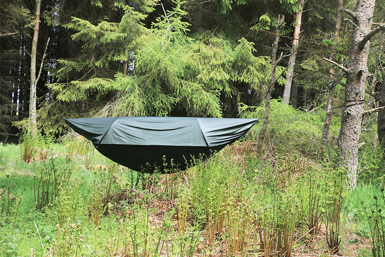 Hammock rain clearance