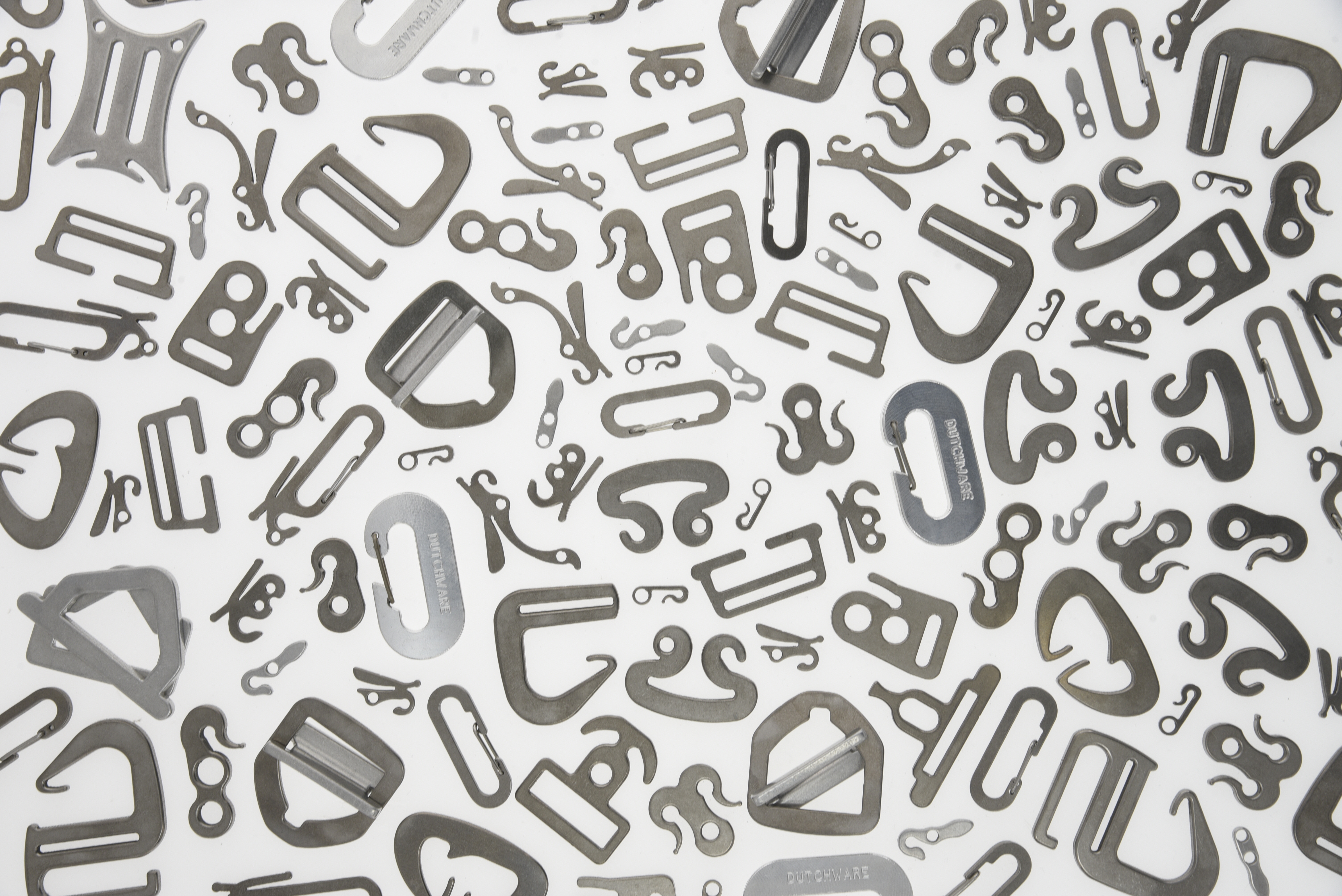 brochure cover hardware03